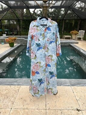 Just Cover Me Resort Boutique Floral Cover Up In Pale Blue XL  button up Front